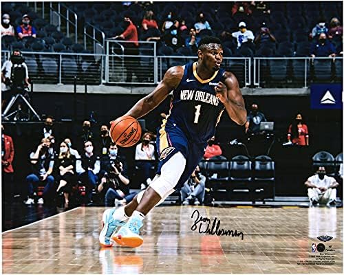 Zion Williamson New Orleans Pelicans İmzalı 16 x 20 Donanma Formasıyla Top Sürme Fotoğrafı-İmzalı NBA Fotoğrafları
