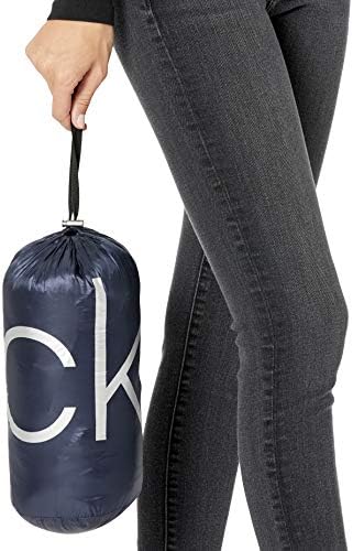Calvin Klein Kadın Kapşonlu Chevron Paketlenebilir Aşağı Ceket (Standart ve Artı)